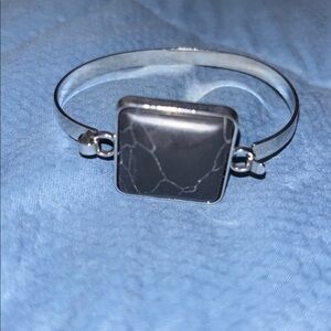 Elegant Black Stone Silver bracelet